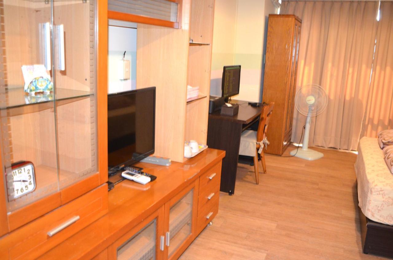 Holo Hostel Taipei Dış mekan fotoğraf