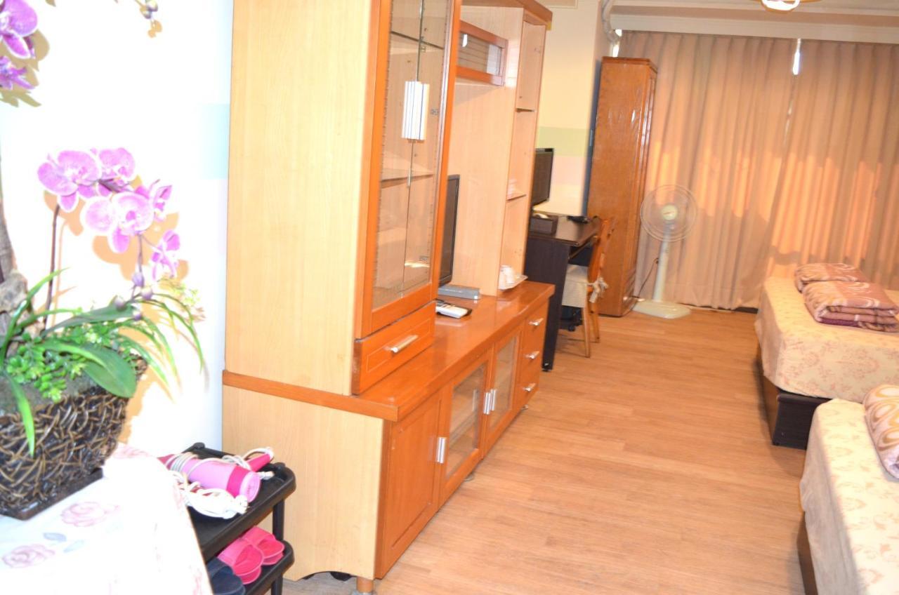 Holo Hostel Taipei Dış mekan fotoğraf