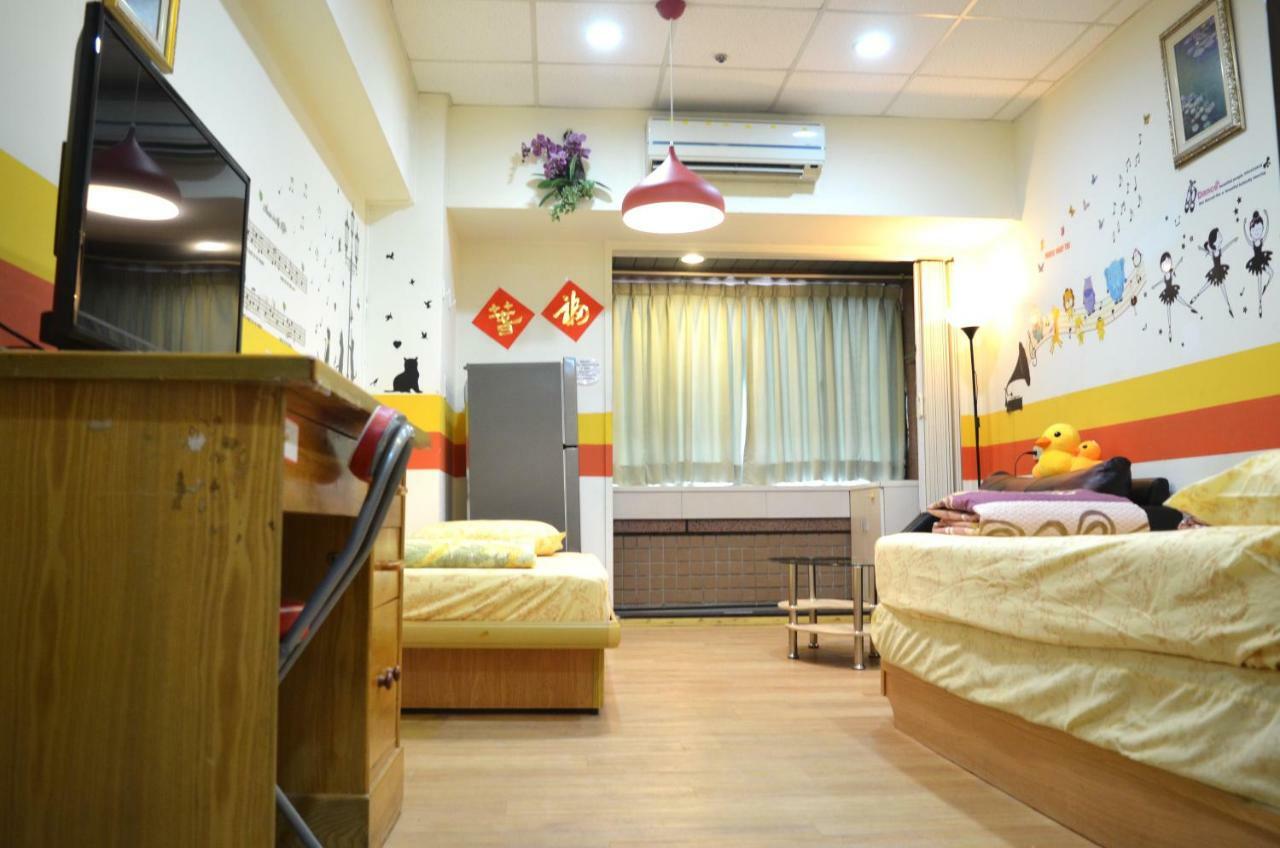 Holo Hostel Taipei Dış mekan fotoğraf