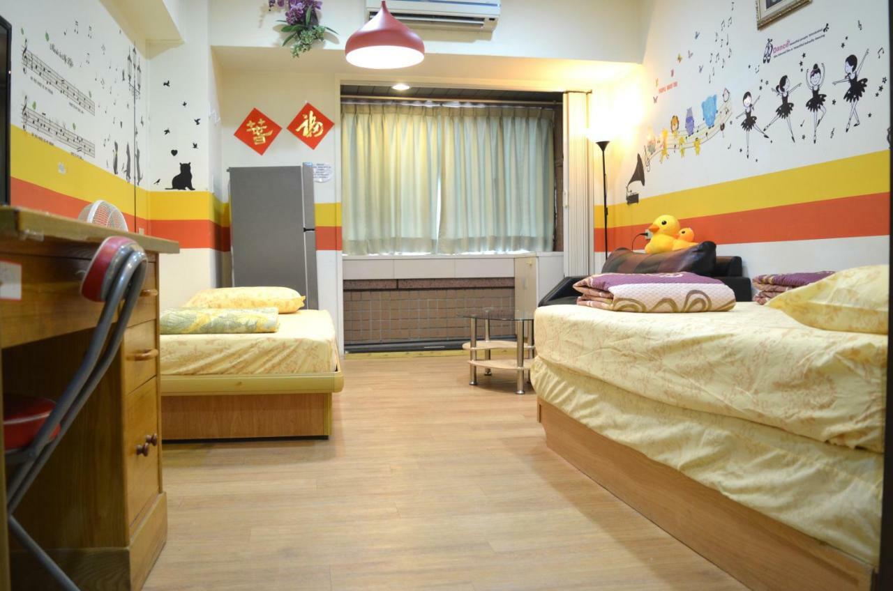 Holo Hostel Taipei Dış mekan fotoğraf